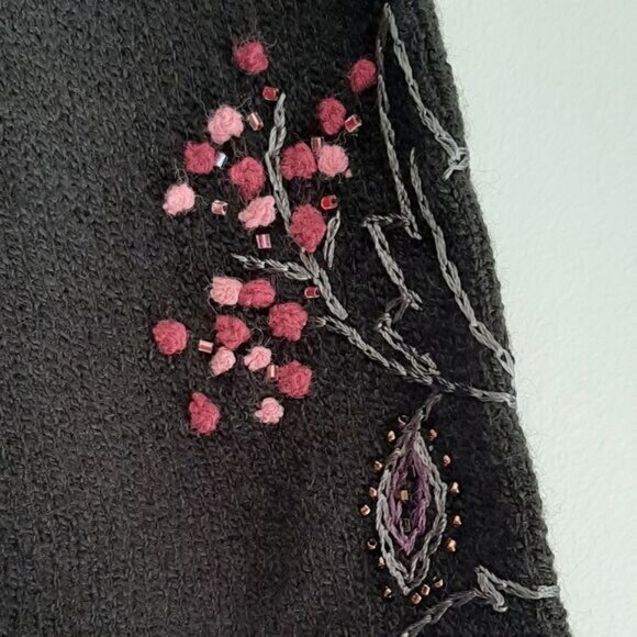 TANJAY / Floral Embroidered Button Down Fine Knit Cardigan Sweater Black Sz M P - Picture 7 of 15